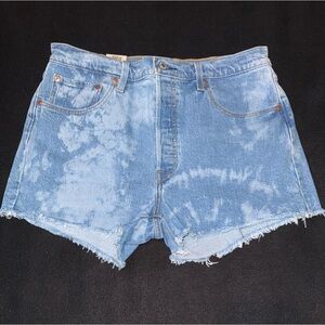 Women’s Levi’s Shorts